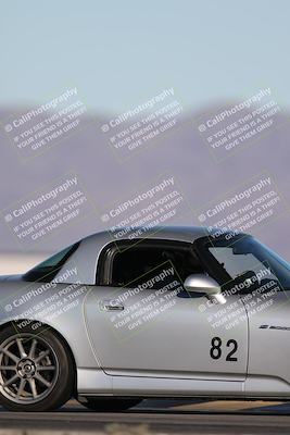 media/Oct-24-2025-Doghouse Garage (Fri) [[783d2ff07a]]/3-Intermediate/Session 1 (Turn 4)/